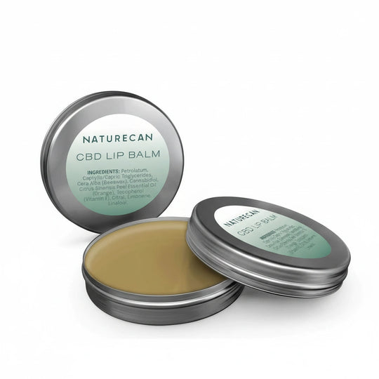 CBD Læbesalve i en metal dåse